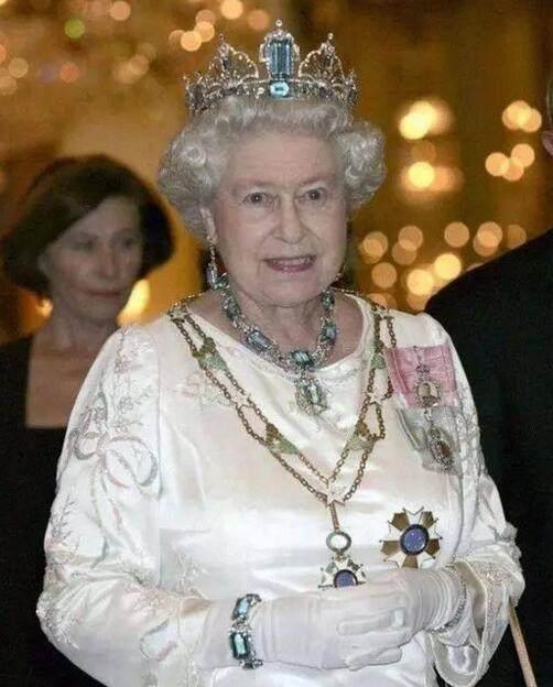 英国女王逝世引发多国政要深切哀悼
