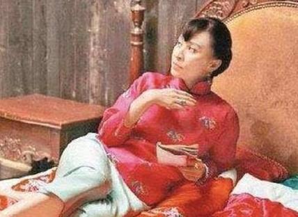 垂帘听政背后的智慧与权力象征——生肖解读