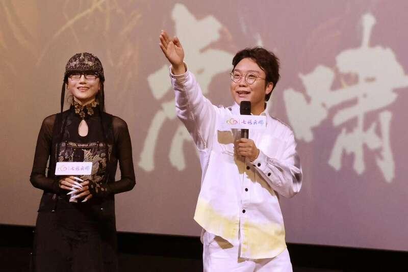 揭秘生肖舞者，一步三摇的神秘面纱