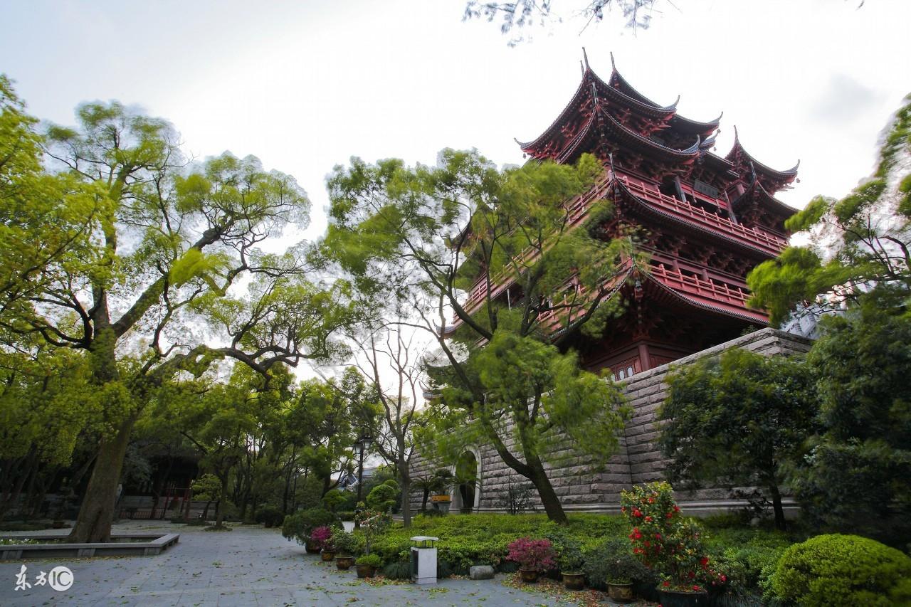 探寻生肖之谜，水送山迎背后的文化意蕴