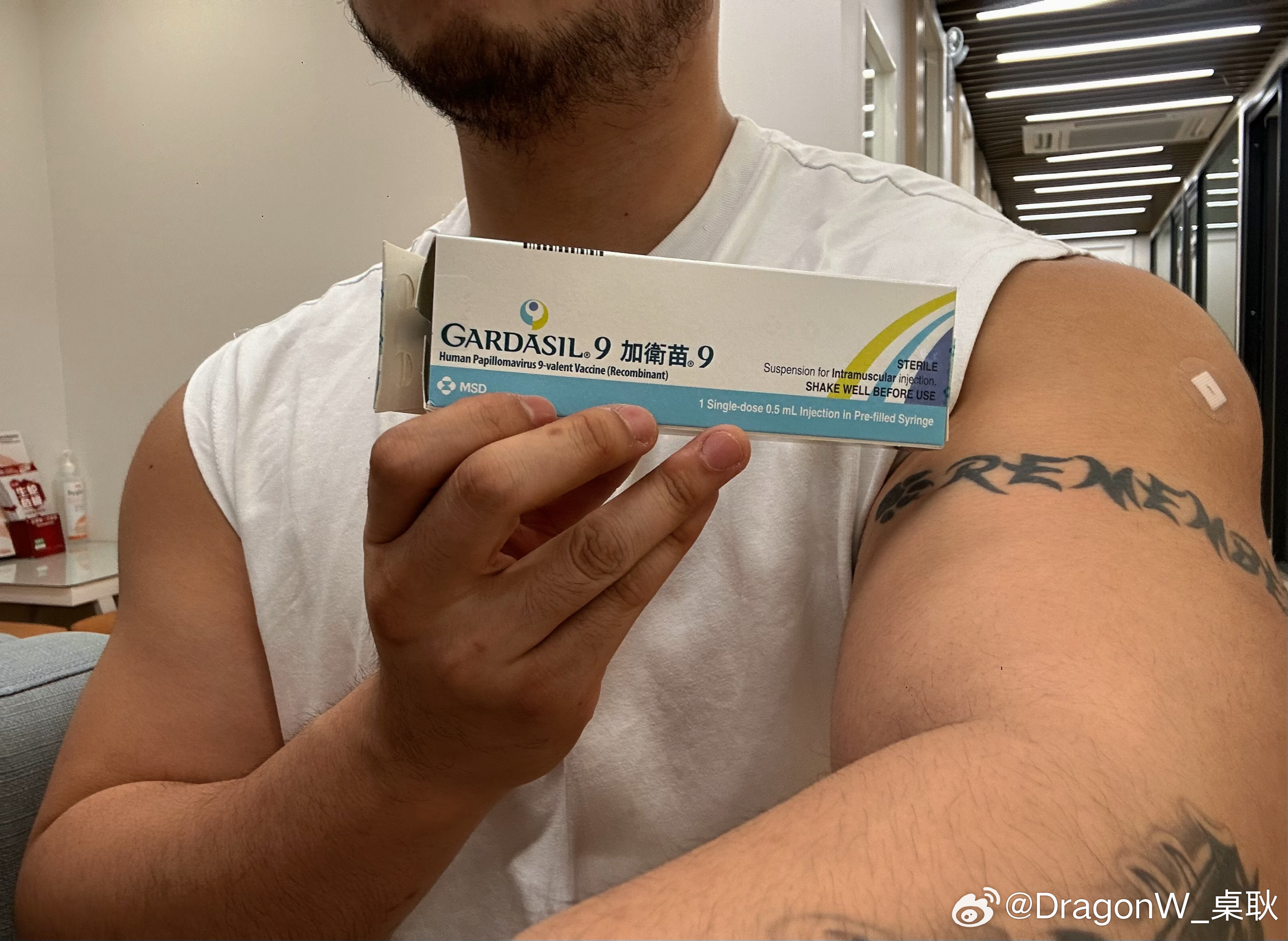 药物辅助健身，男子的探索之旅