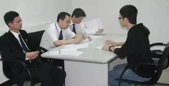 面试中的生辰八字，探究招聘过程中的作用与影响