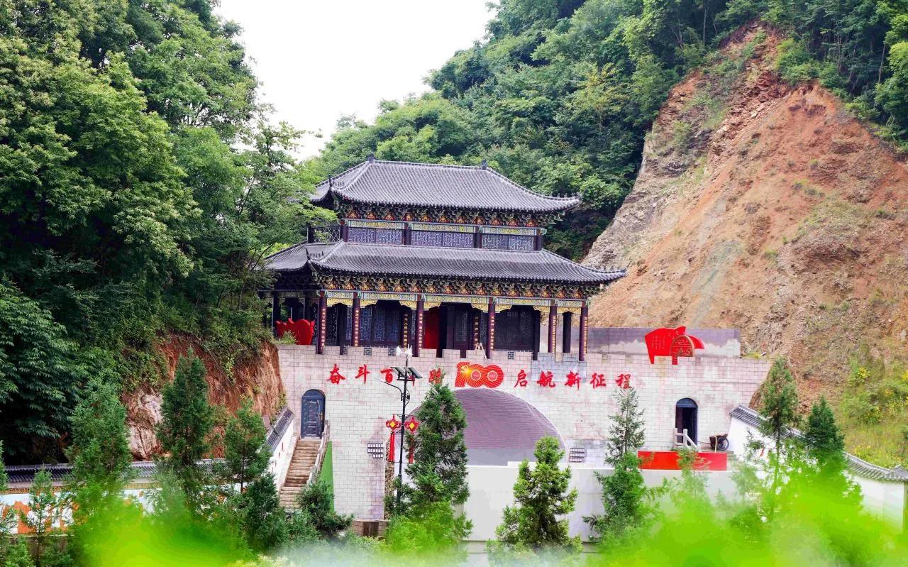 龙的传人揭秘生肖龙在中国文化中的独特地位
