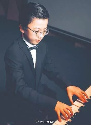 李云迪生辰八字解读，音乐才子的人生轨迹揭秘