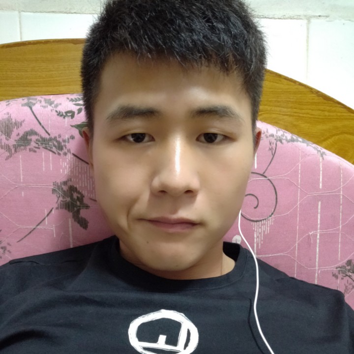 谭竹的星座奇缘，探寻星座与命运的神秘纽带
