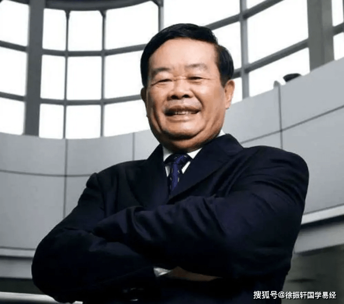 曹德旺生辰八字揭秘，命运之轮与人生轨迹的交织