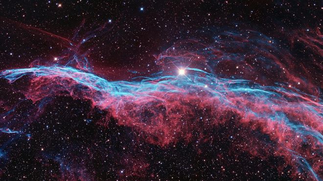 纸飞机星座之谜，天文之旅探索星座缘分