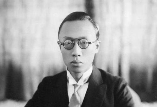 傅仪生辰八字解读，探寻历史人物命运密码的密码锁钥匙