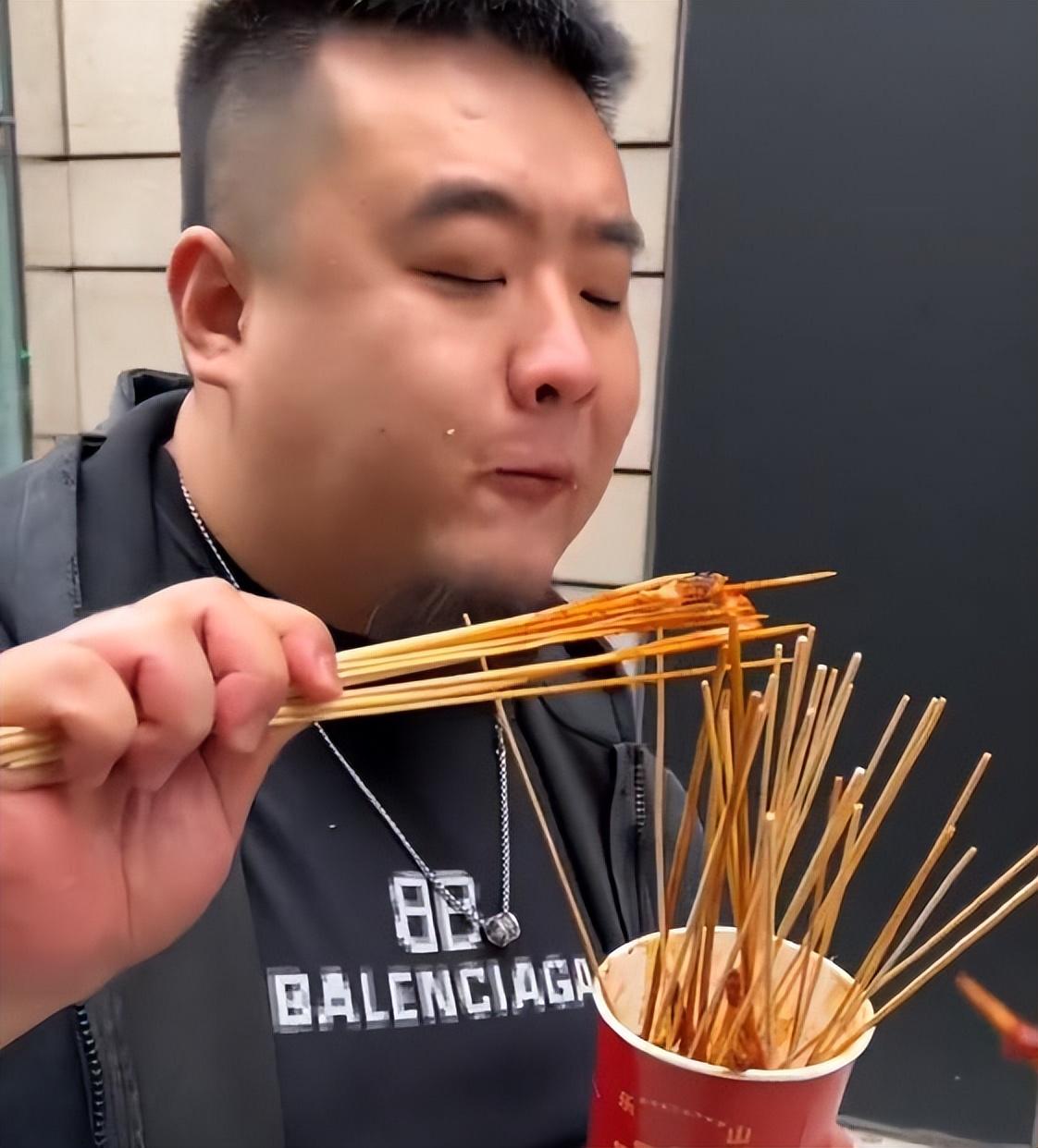 生肖猴的反思与启示，懒散吃喝背后的自省与启示