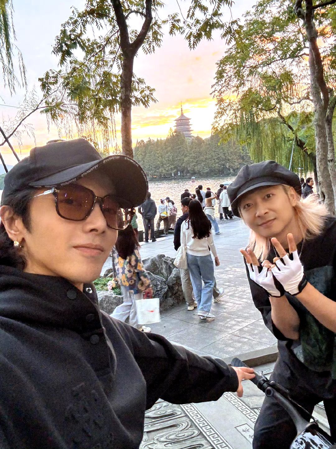 华晨宇西安城墙骑行直播，音乐与历史的独特交融之旅