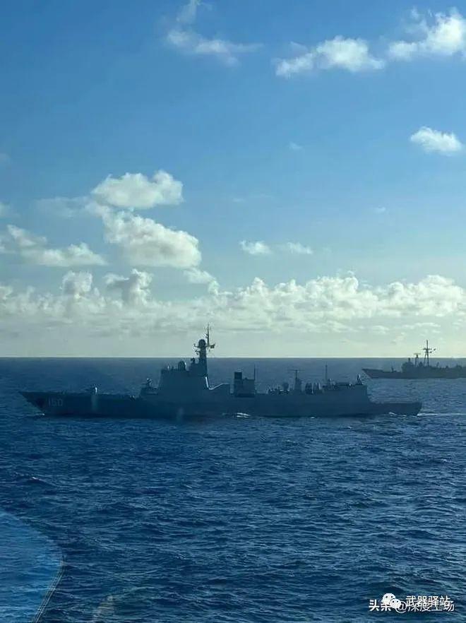宝鸡舰与台方船只的近距离接触，仅相距1.5海里