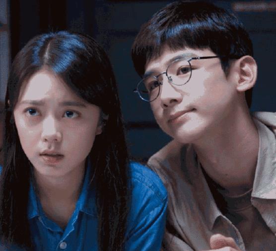 蒋一侨与落跑甜心女主角撞脸事件揭秘，回应与对比热议不断的话题