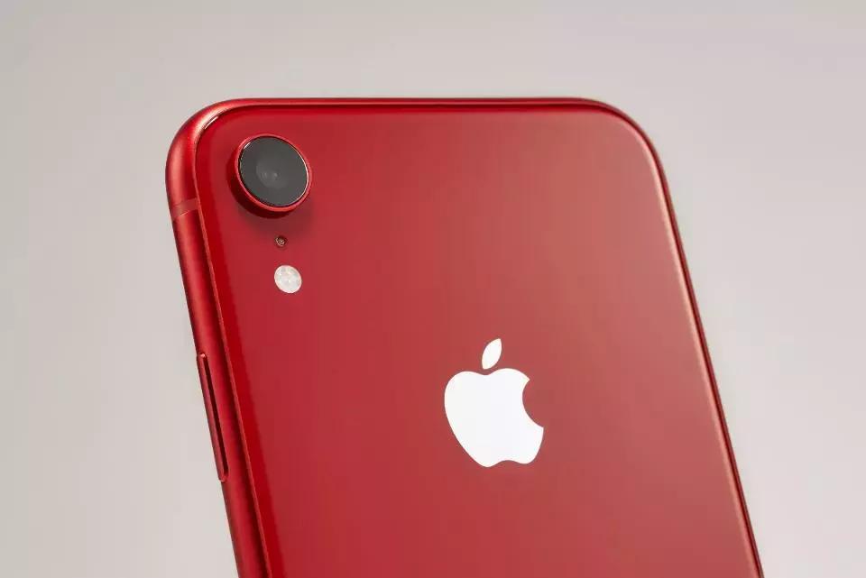 业主悬赏高额奖励吸引中介促成卖房交易，成交奖励达22万及iPhone 14一台！