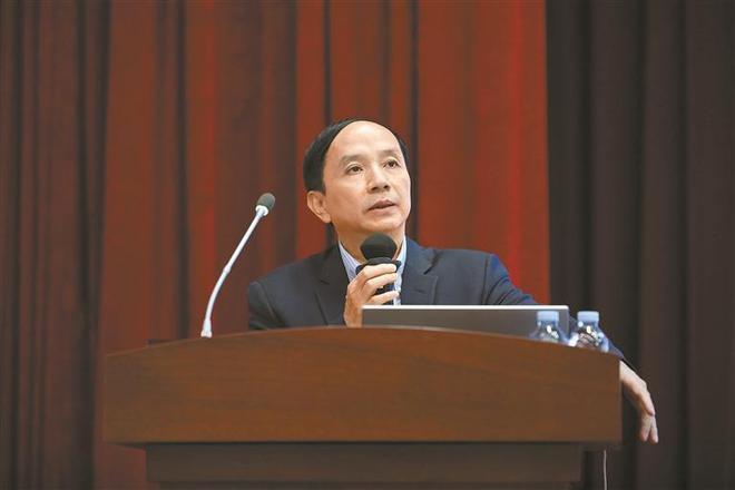 深圳建行行长李洪茂卸任，新任苏州建行行长王文兵接棒上任，岗位交替与人才流动背后的深意