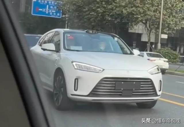 问界M5智能化测评，鸿蒙加持下的挑战与突破之路
