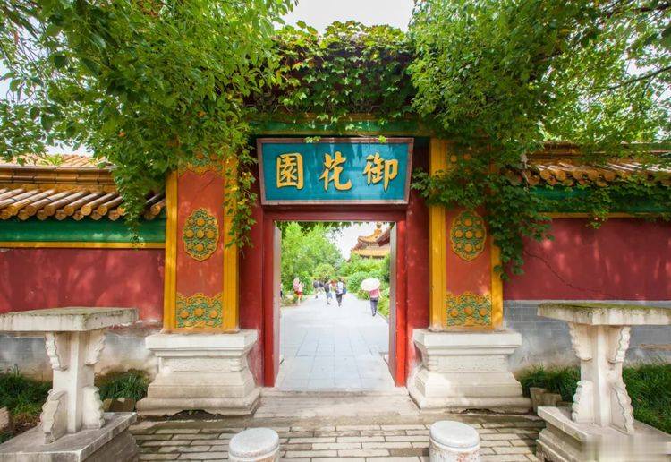 北京故宫御花园虽小却蕴含深厚历史文化的奥秘, 北京故宫御花园规模虽小，文化韵味深厚