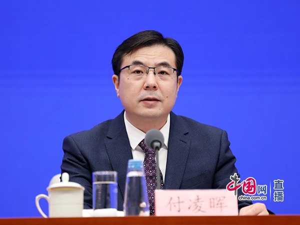 国家统计局新闻发言人解读东部大省经济恢复态势，8月经济回升的强劲动力源泉揭秘