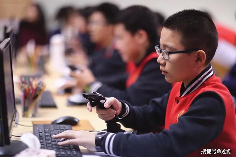 家长为孩子选课，走班学习的新模式