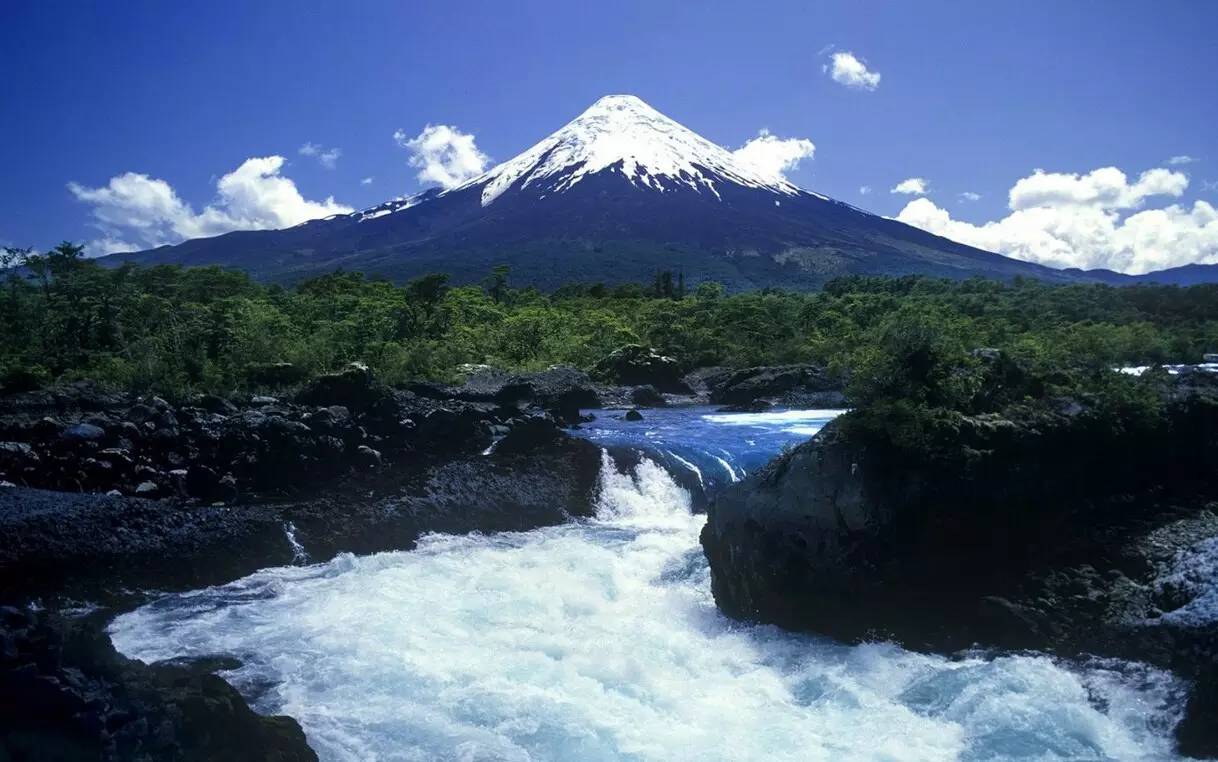 富士山水质下降原因及全球水塔管理新策略探究，探寻原因与解决方案的新视角