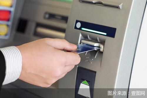 移动支付冲击下，ATM机的未来走向与挑战