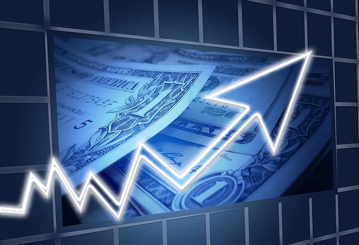 汇添富基金旗下95只基金费率下调，重塑行业格局，投资者受益显著，重塑市场信心的新篇章