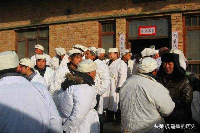 解读传统观念与现代逻辑，参加丧事会影响财运吗？