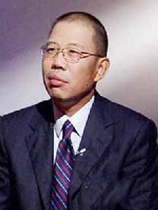 农夫山泉钟睒睒，网络时代的逻辑与环境对话的挑战