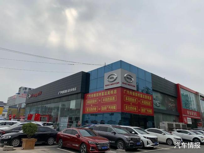 建材市场火爆启市，冰火两重天现象深度解析标题简洁版，冰火两重天揭秘，建材市场火爆背后的启市现象解析。