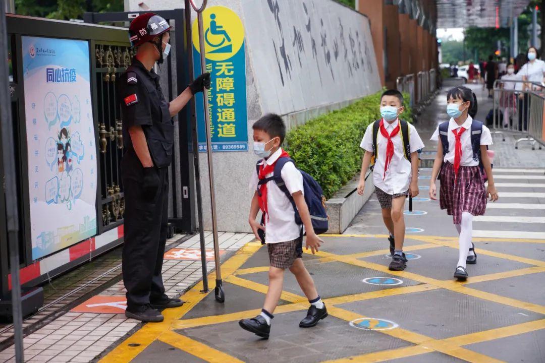 深圳罗湖学校特殊应对举措，暂缓返校通知下的教职员工与学生应对策略（封控区、管控区人员暂不返校）