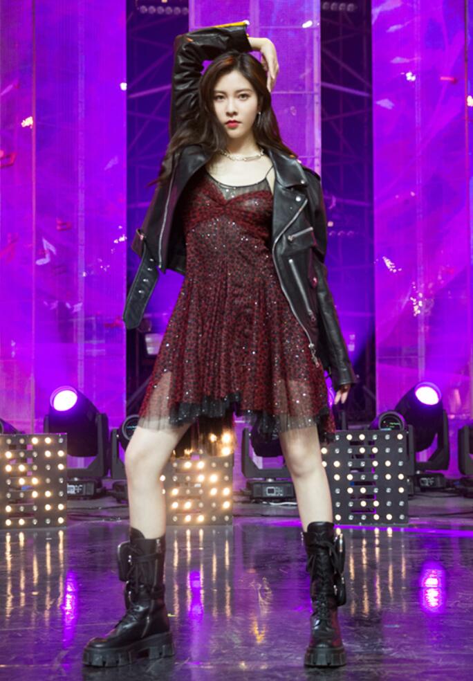 宋妍霏组舞娘夺Super A荣誉，惊艳全场表演获超级A级称号