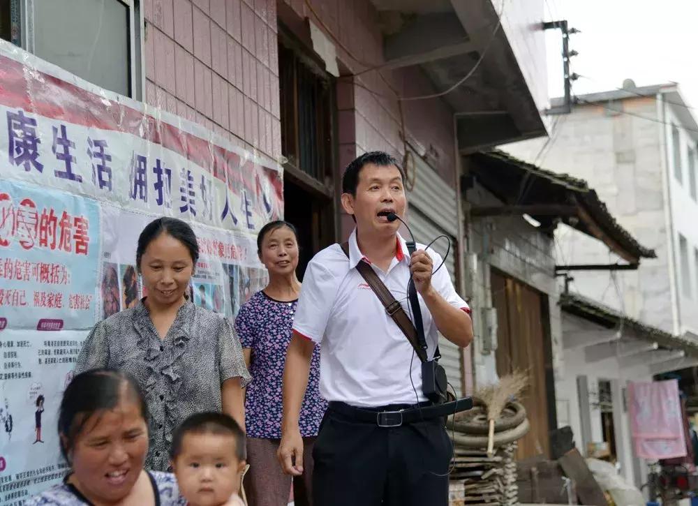 坚决反对侵害，坚定维护自身权益，坚决捍卫正当利益