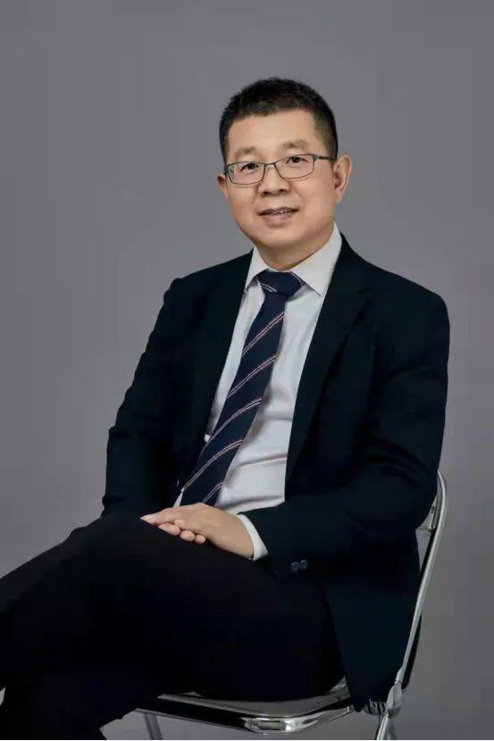 星石投资视角，市场调整下的行业轮动与未来展望——热门赛道反弹后的市场趋势分析及其未来展望。