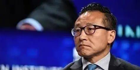 蔡崇信家族办公室清空股票引发关注，是否暗示对美科技业的悲观态度？股票抛售背后的信号解读。