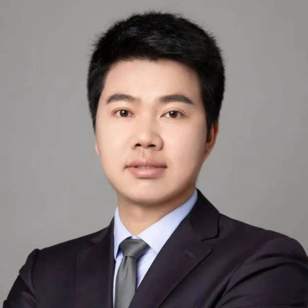 新春献词，银华基金总经理王立新谈拥抱个人养老金新时代的机遇与挑战（标题建议）