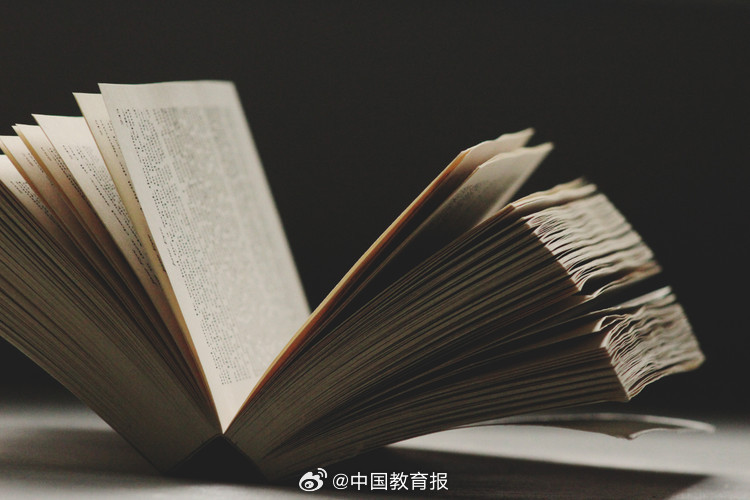 古典名著的现代解读，全新视角与当代人的共鸣