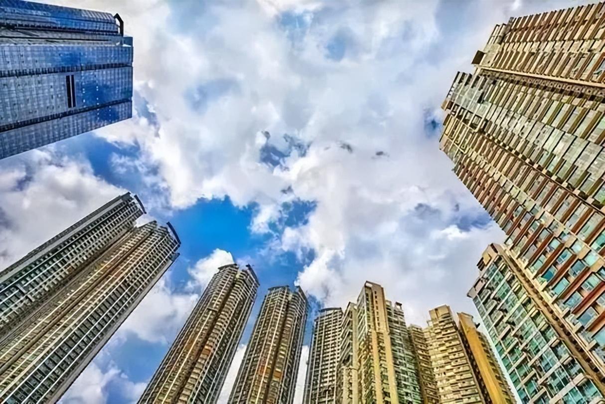 央行调整首套个人住房公积金贷款利率，拐点来临，未来展望与LPR报价下调趋势分析