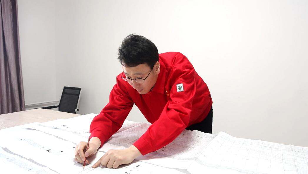 大学生时代重任与青年担当，时代的呼唤与青年的担当