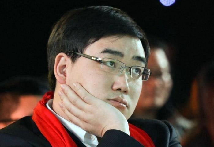 巨头企业勒紧腰带，急裁员与缓招聘新常态揭秘