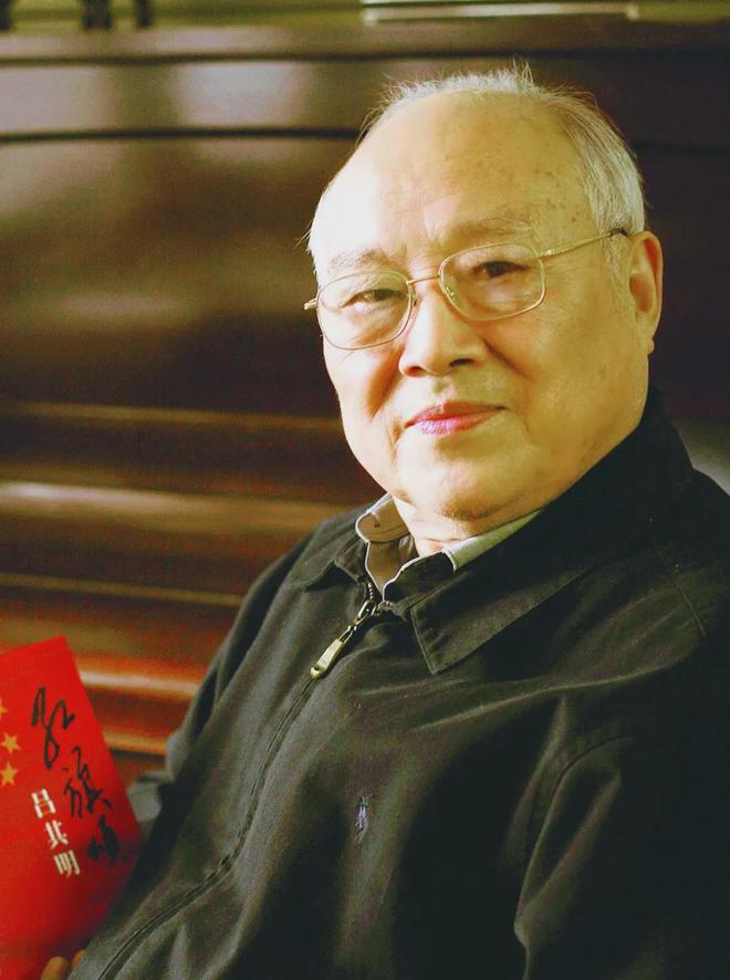 吕其明病房创作之旅，泪洒无尽的思念的定稿时刻