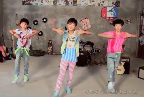 XIUMIN舞动青春，TFBOYS的爱出发之跳跃篇章