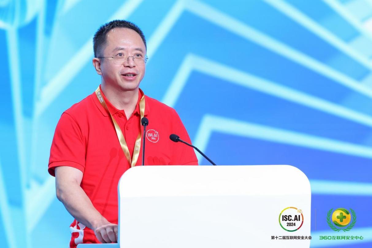 周鸿祎宣布免费提供安全大模型，打破利益壁垒，共创网络安全新时代，安全大模型不再只为盈利服务