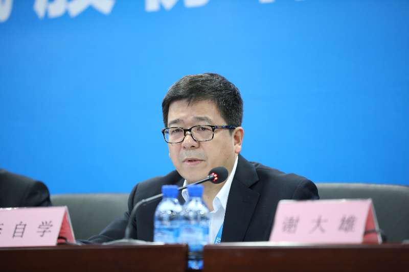 吴政隆许昆林与中兴通讯董事长李自学共谋数字经济发展新篇章，深化合作会谈达成新共识。