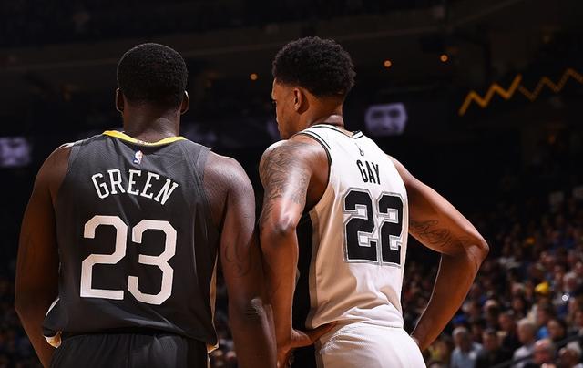 实力悬殊对决！勇士大胜马刺，深度解析NBA常规赛焦点之战