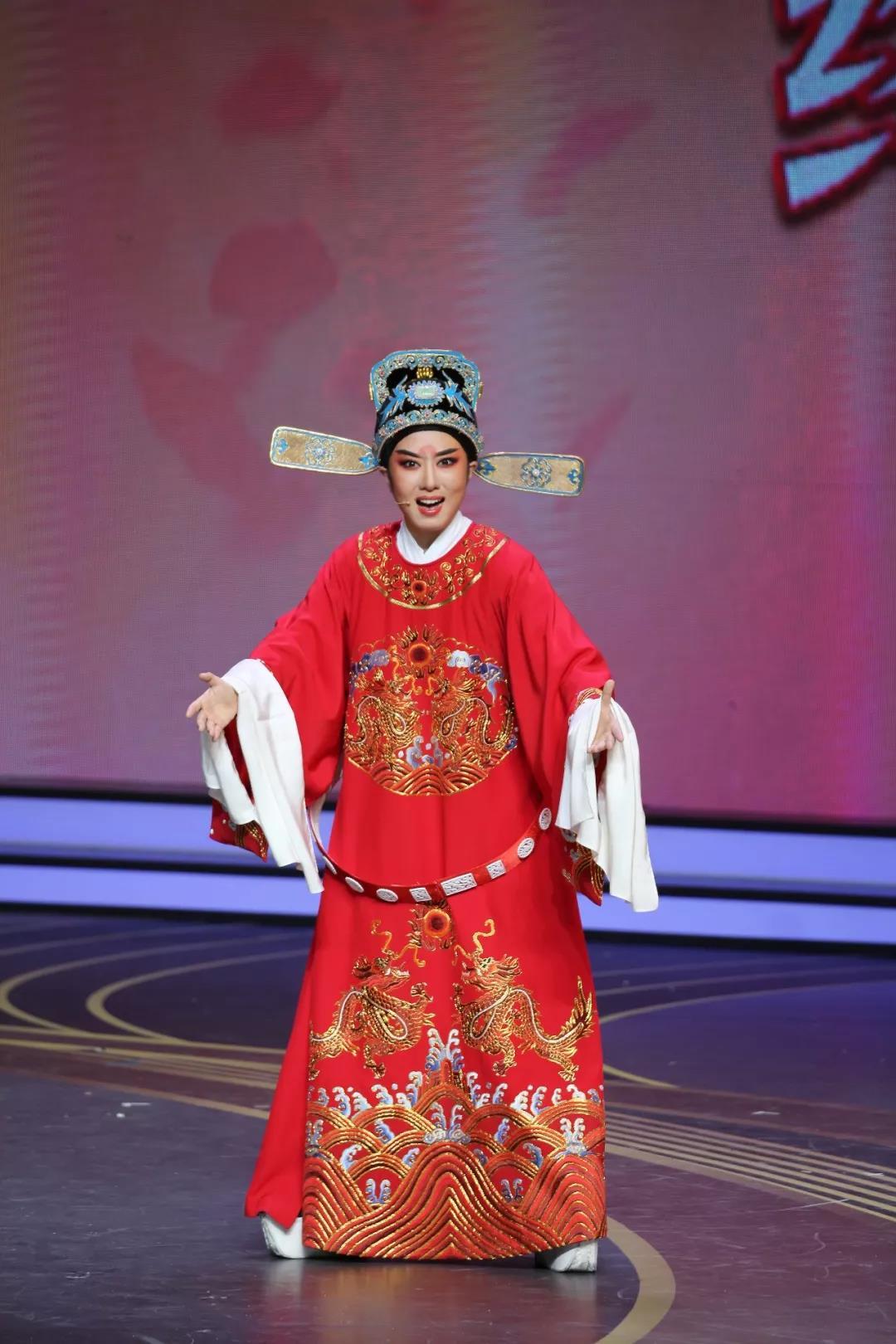 花旗对越秀房产信托基金维持中性评级，目标价调整至1港元，市场展望分析