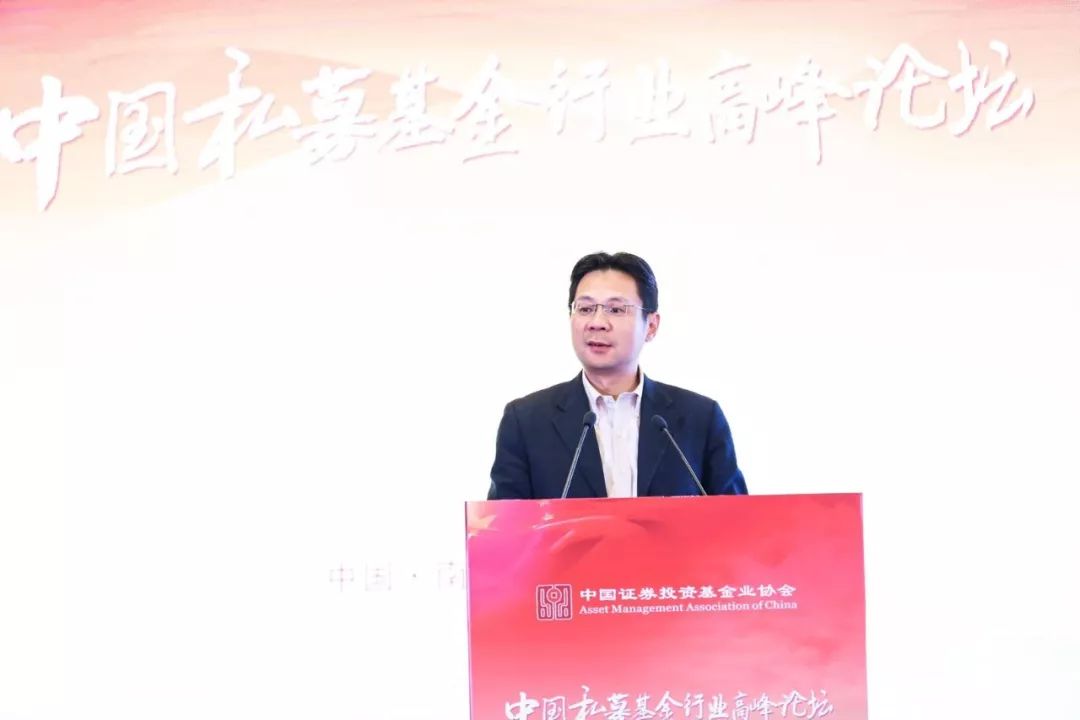 天风研究所执行所长徐彪奔私之路，卖方大佬转型私募的新趋势揭秘