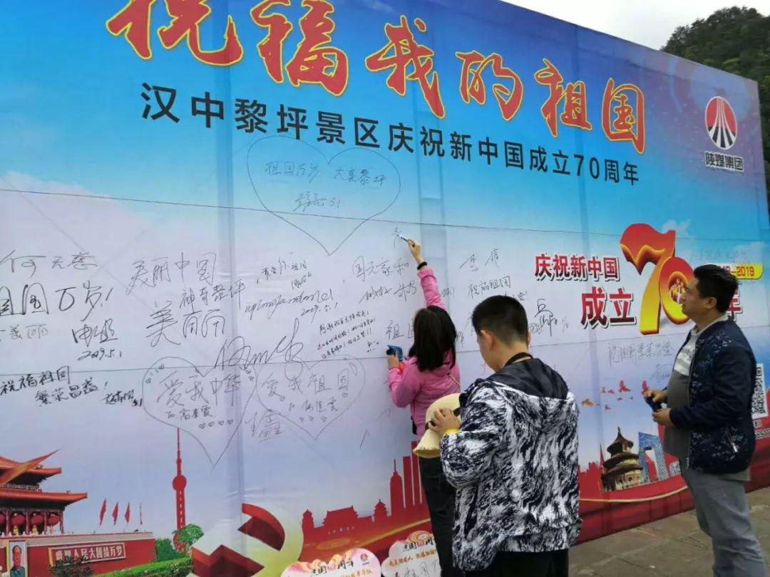 六月到九月的假期空白，发现无假期的时段
