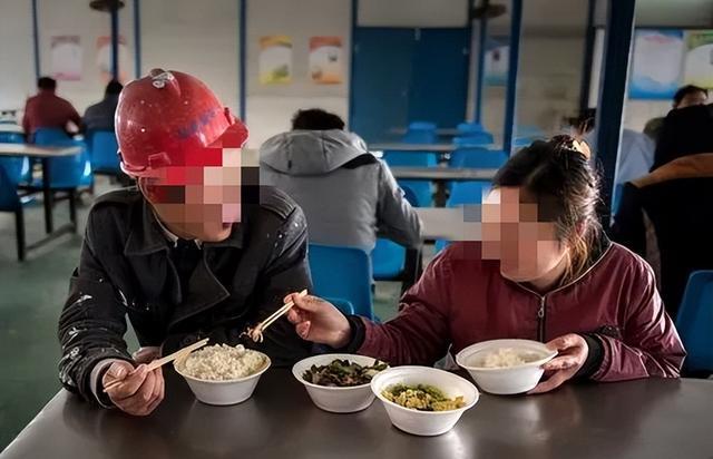 婚后四年，烹饪技艺的绽放，女性魅力的展现