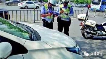 青岛女司机与交警冲突事件，反思与警示启示