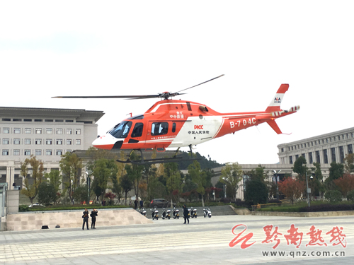 深圳南头古城迈入新时代，机器人警察巡逻新篇章开启