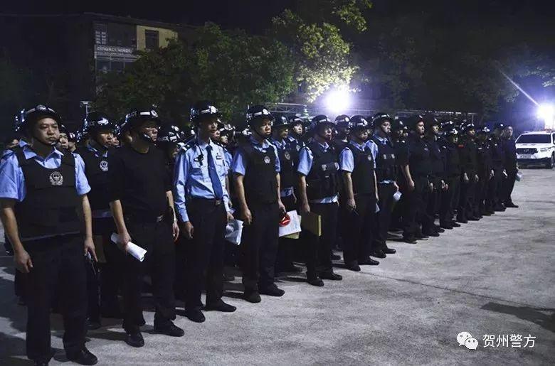 警方深夜行动，涉赌人员26人悉数落网，抓捕行动圆满完成